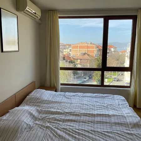 Studio Nesebar Апартамент *
